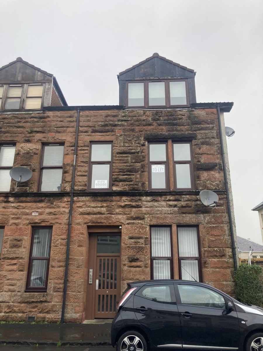 9D KELVIN STREET, LARGS   KA30 9BD